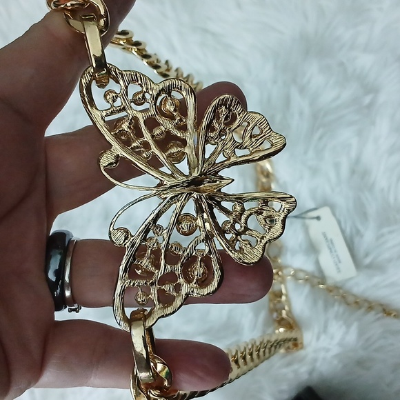 *NWT* Natasha Goldtone Bridal Whimsical Rhinestone Butterfly Statement Necklace - Picture 11 of 16